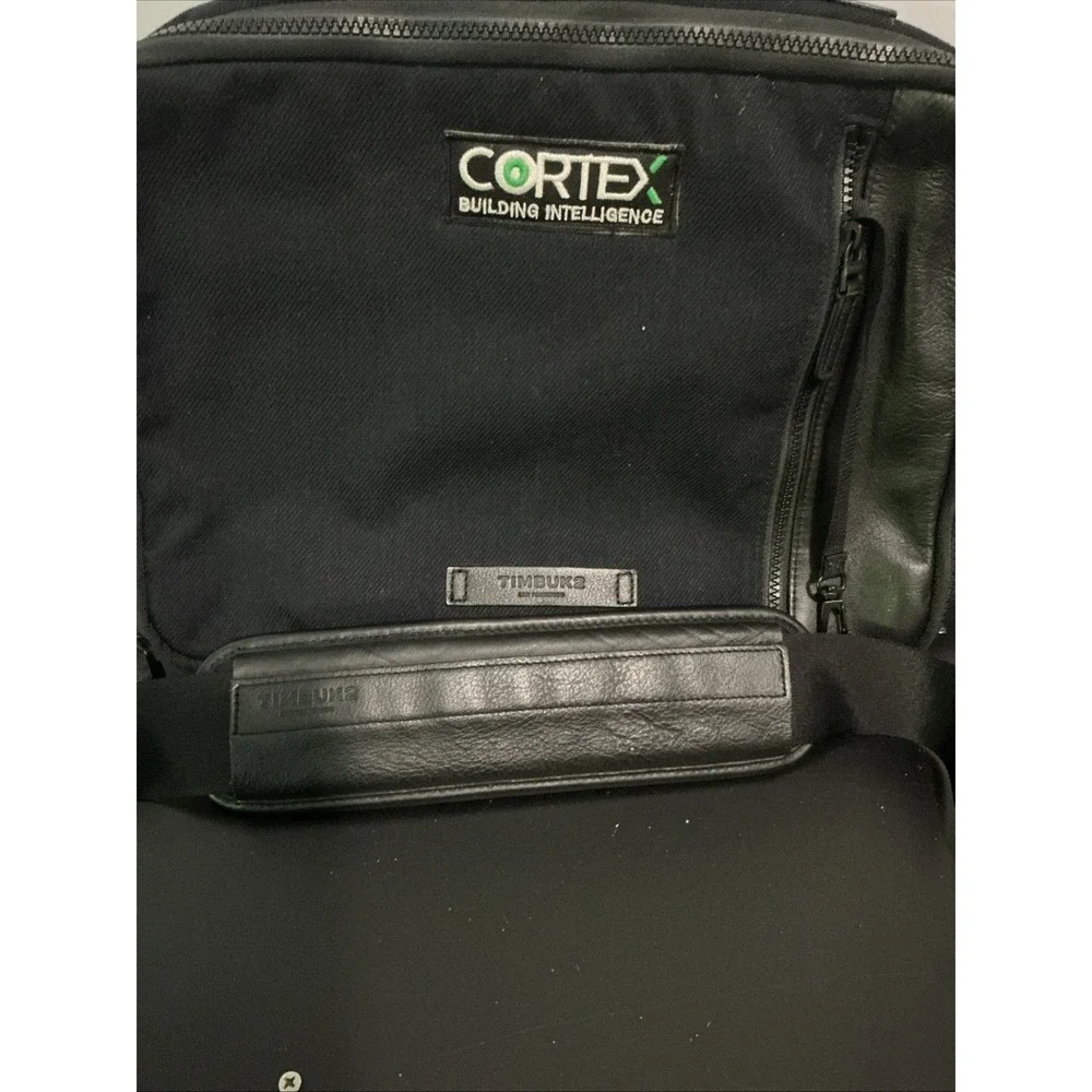 Timbuk2 Switch Laptop Messenger Bag Night Shadow Black Cortex Canvas Leather